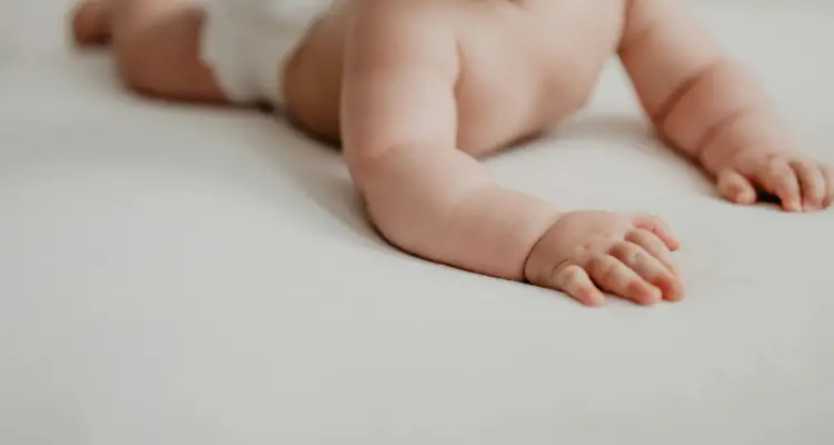 בקע טבורי בילדים UMBILICAL HERNIA